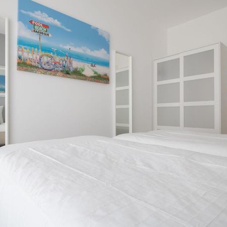 Sweethome26 Luxury Apt Close To The Beach & Free Parking Тель-Авив Экстерьер фото
