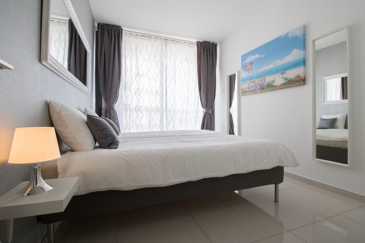Sweethome26 Luxury Apt Close To The Beach & Free Parking Тель-Авив Экстерьер фото